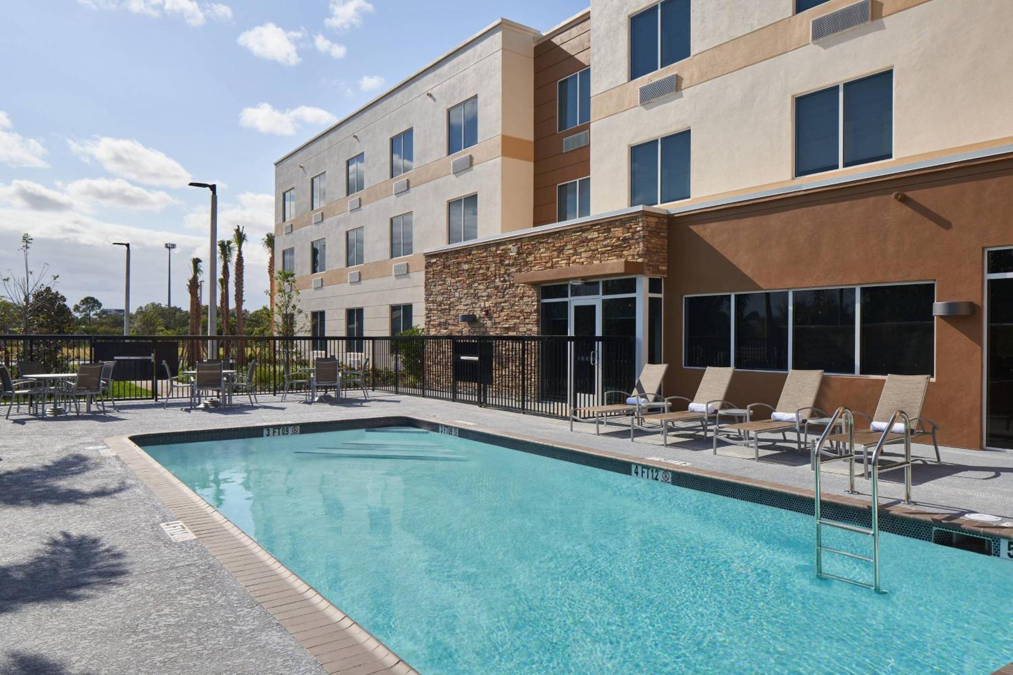 Fairfield Inn & Suites Vero Beach Exteriör bild